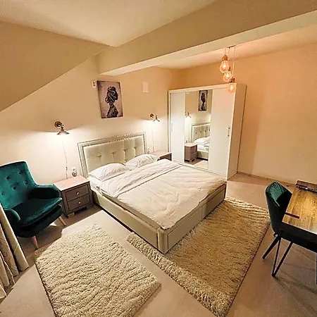 Mellis Boutique Hotel 3*