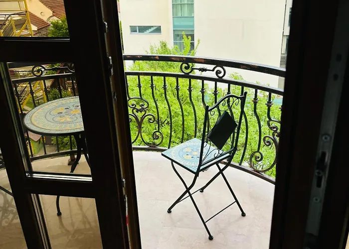 Mellis Boutique מלון 3*