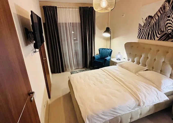 Отель Mellis Boutique